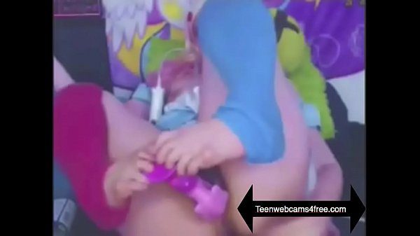Anime teen uses feet to play with vibrator | teenwebcams4free.com